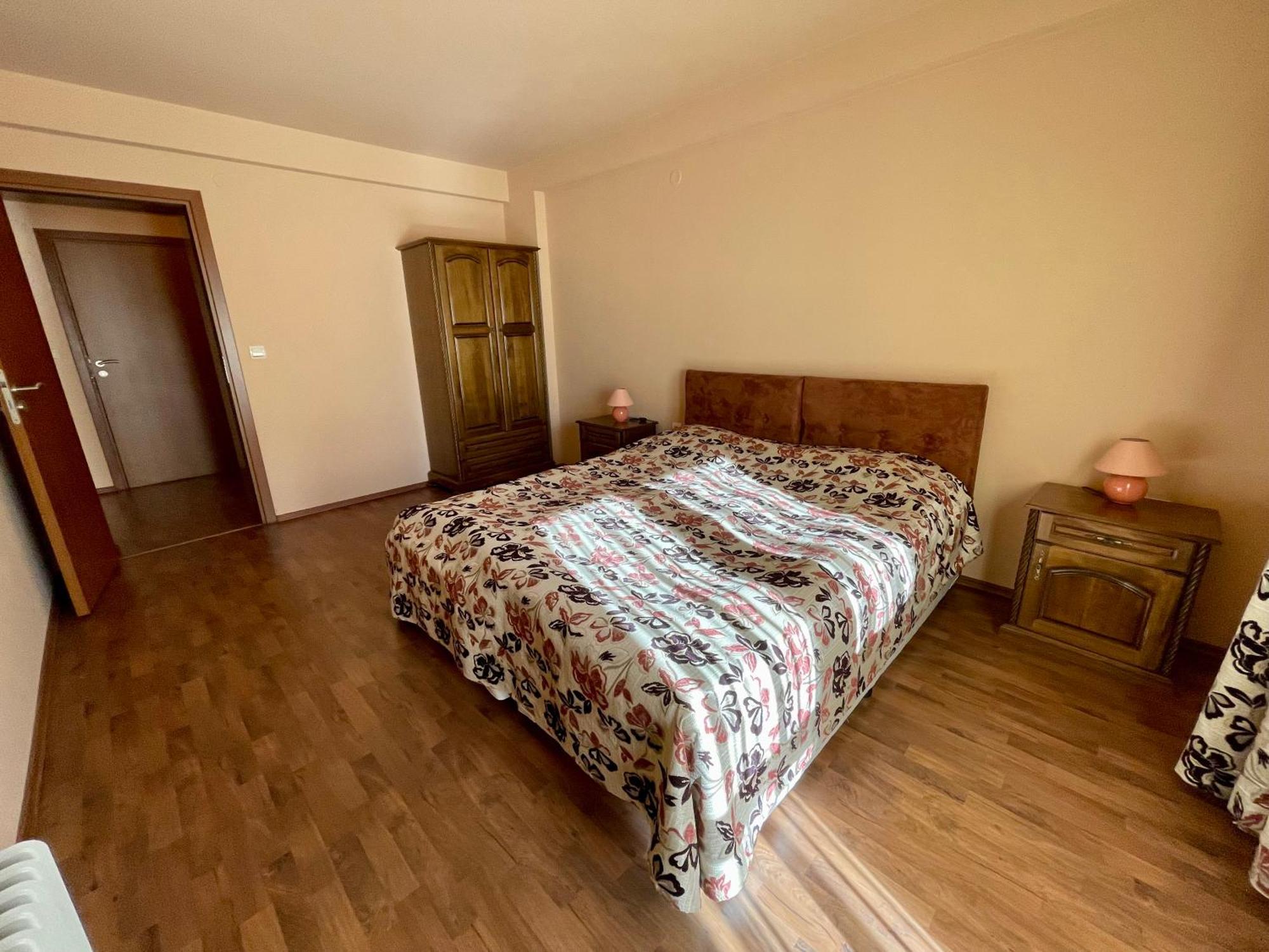 Private Apartments Next To Bellevue Residence Банско Экстерьер фото