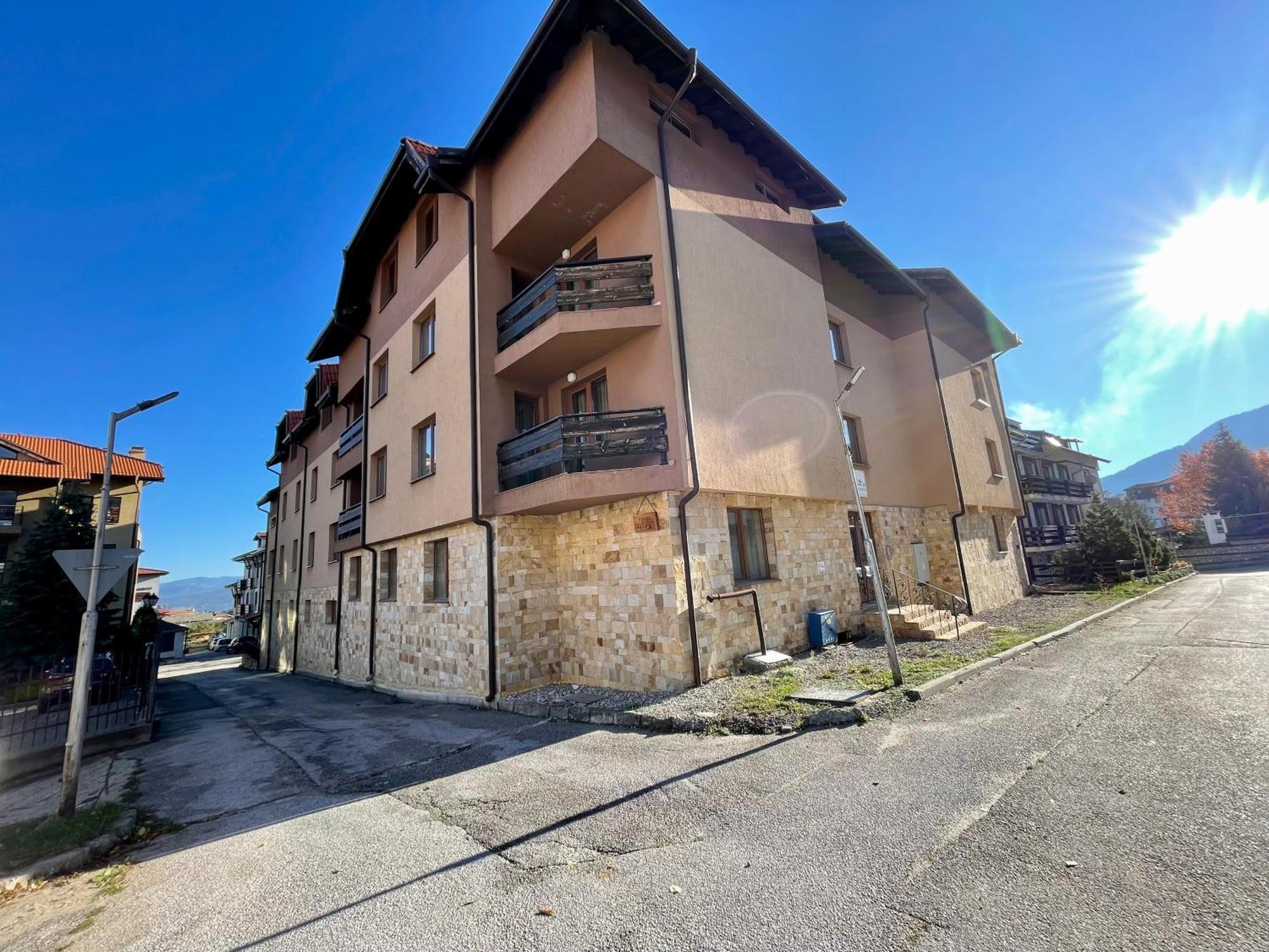 Private Apartments Next To Bellevue Residence Банско Экстерьер фото